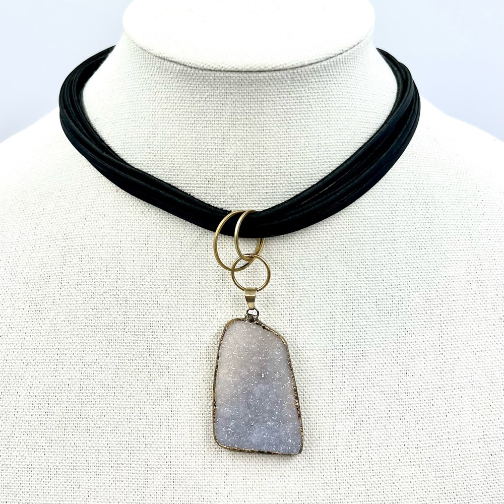 Choker: Druzy lavender agate pendant on black multi strand leather cord.